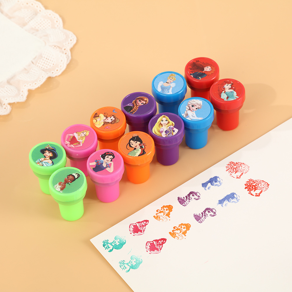 12PCS Princess Kids Stamps Car - Anime Merchandise Wholesale recension och pris